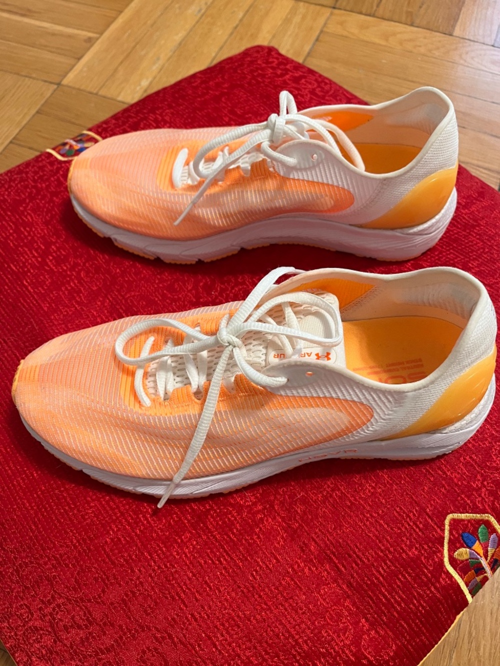 Under Armour HOVR Sonic Running Shoes | Women’s Size 8 | Orange/White 🍊 - Picture 3 of 9